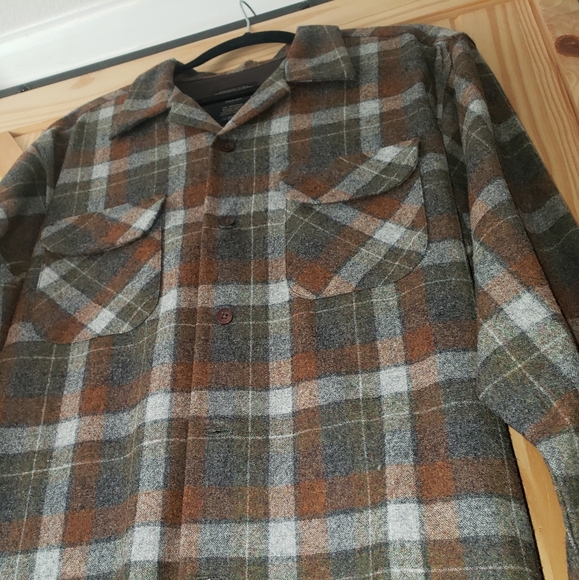 Pendleton Board Shirt - Picture 2 of 6